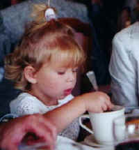 talia05.jpg (19999 bytes)